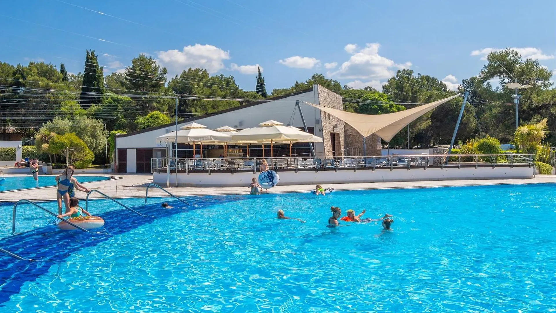 Eurocamp Tents At Campsite Polari Rovinj