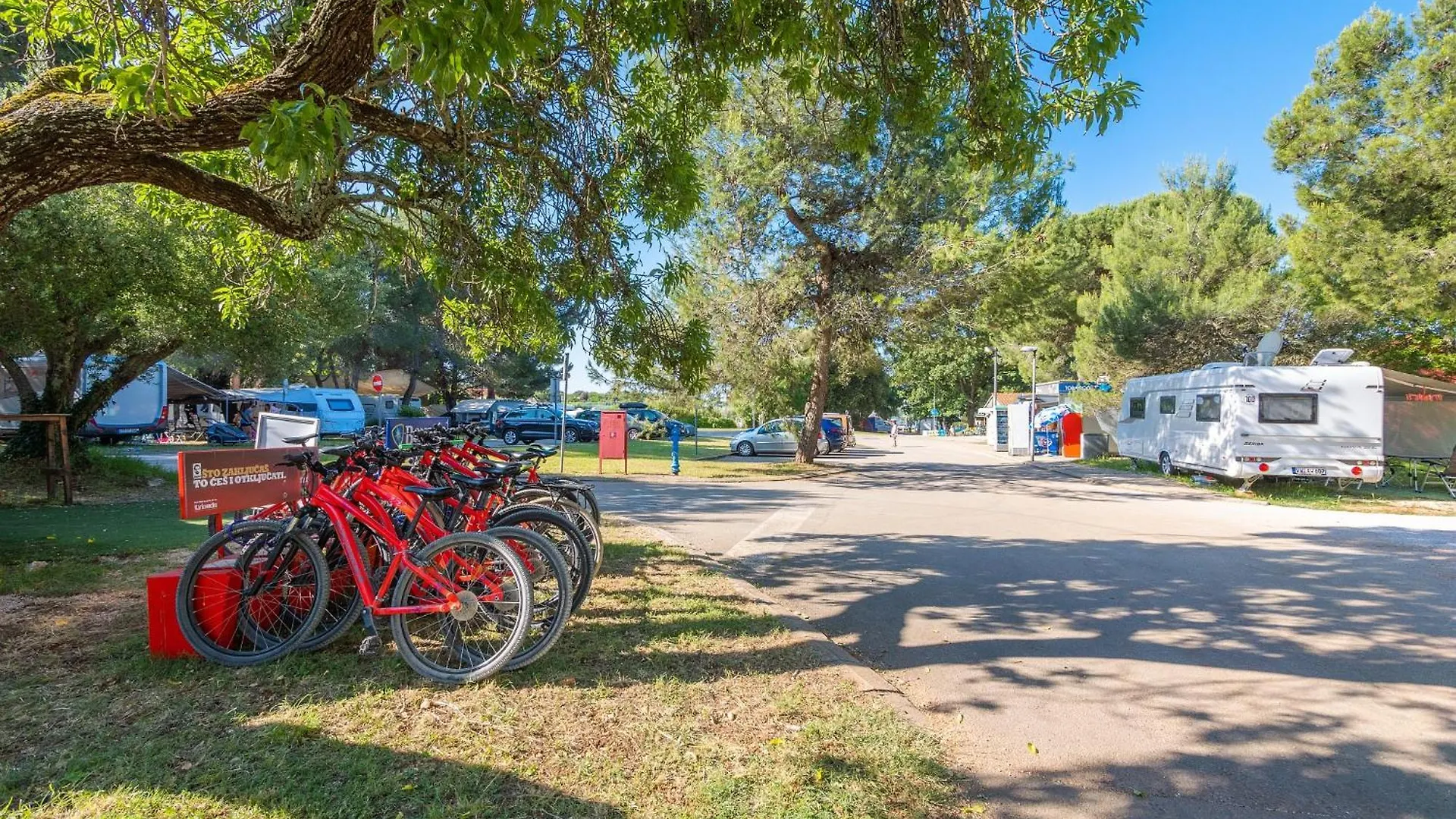 Eurocamp Tents At Campsite Polari Rovinj