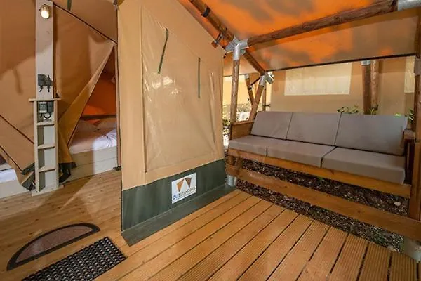 Ferienpark Eurocamp Tents At Campsite Polari Rovinj Kroatien