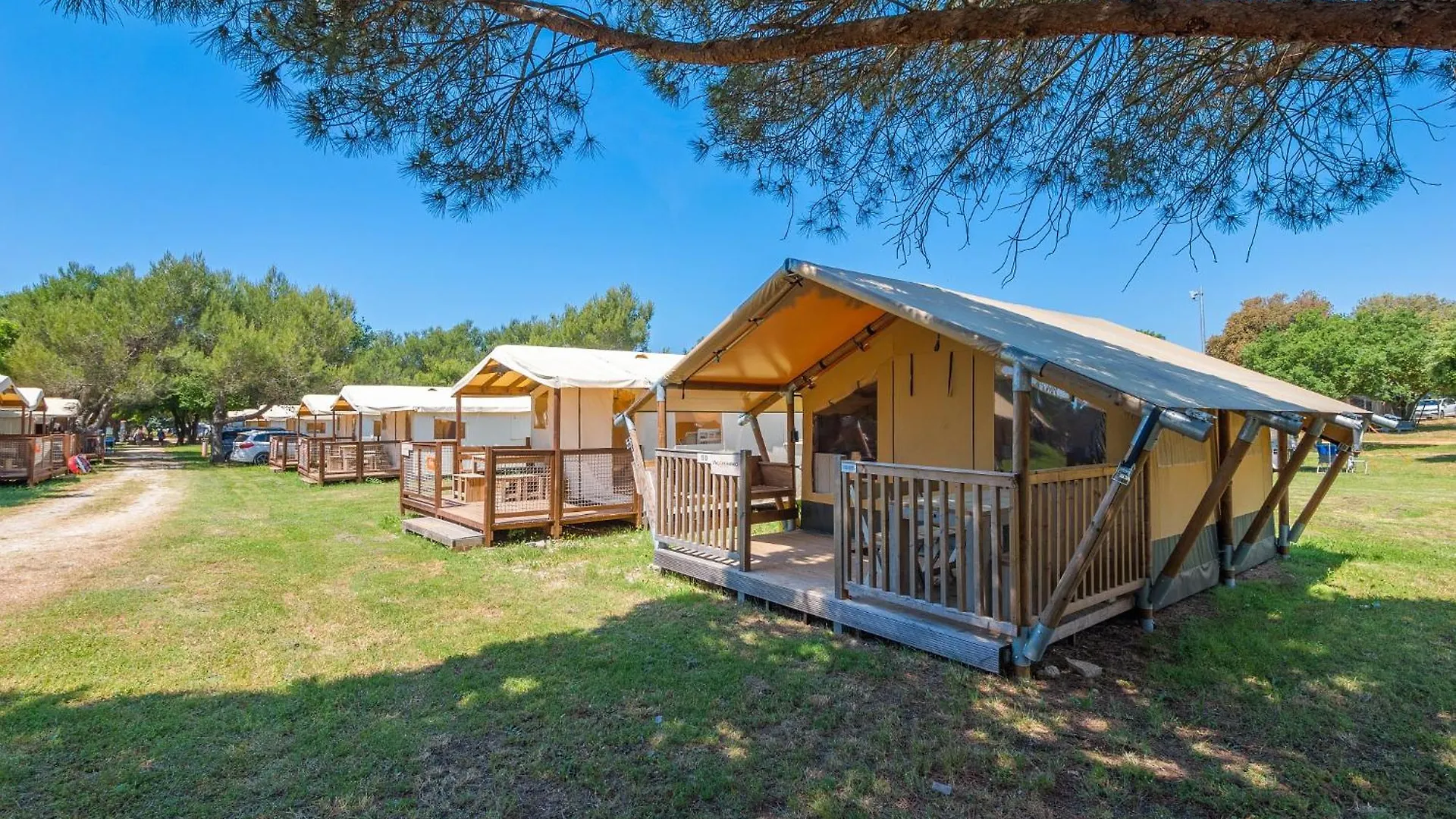 Ferienpark Eurocamp Tents At Campsite Polari Rovinj Kroatien